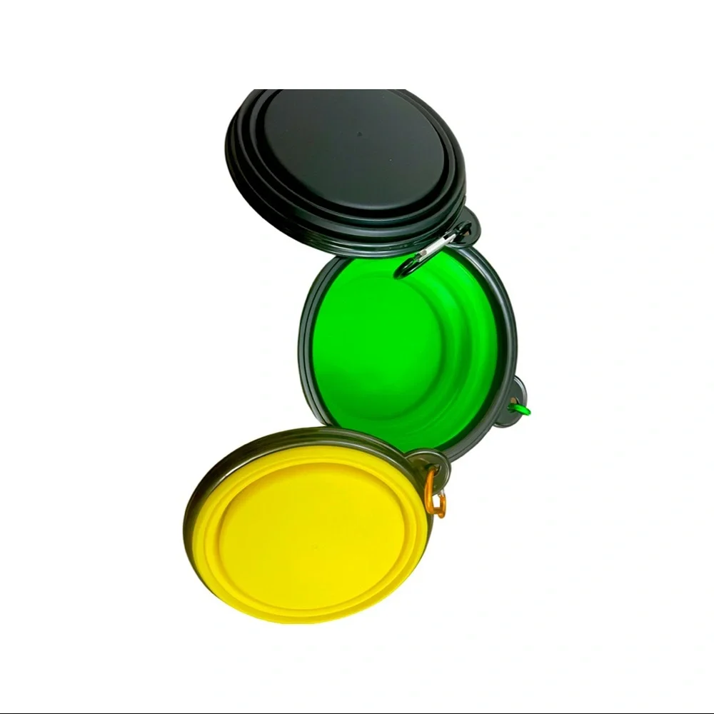 💙 Pet food or water bowl. 3 foldable pieces. Green,yellow and black.